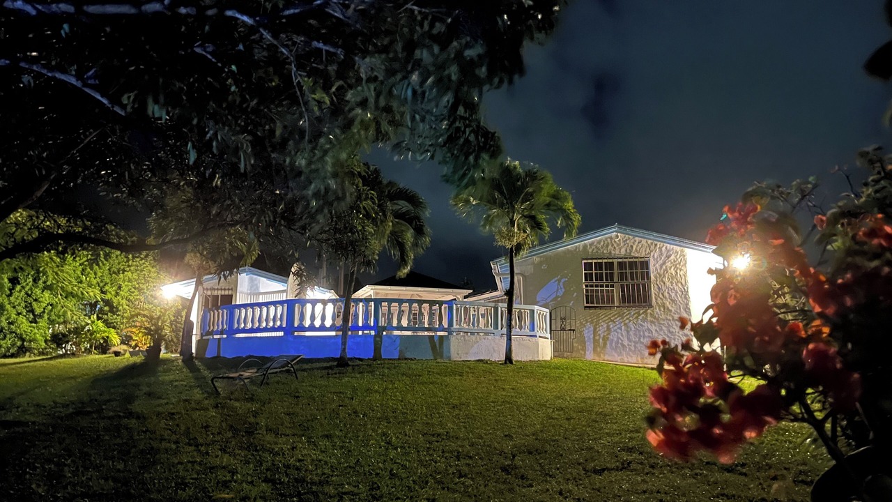 Photo of Outdoor in Halcyon Heights