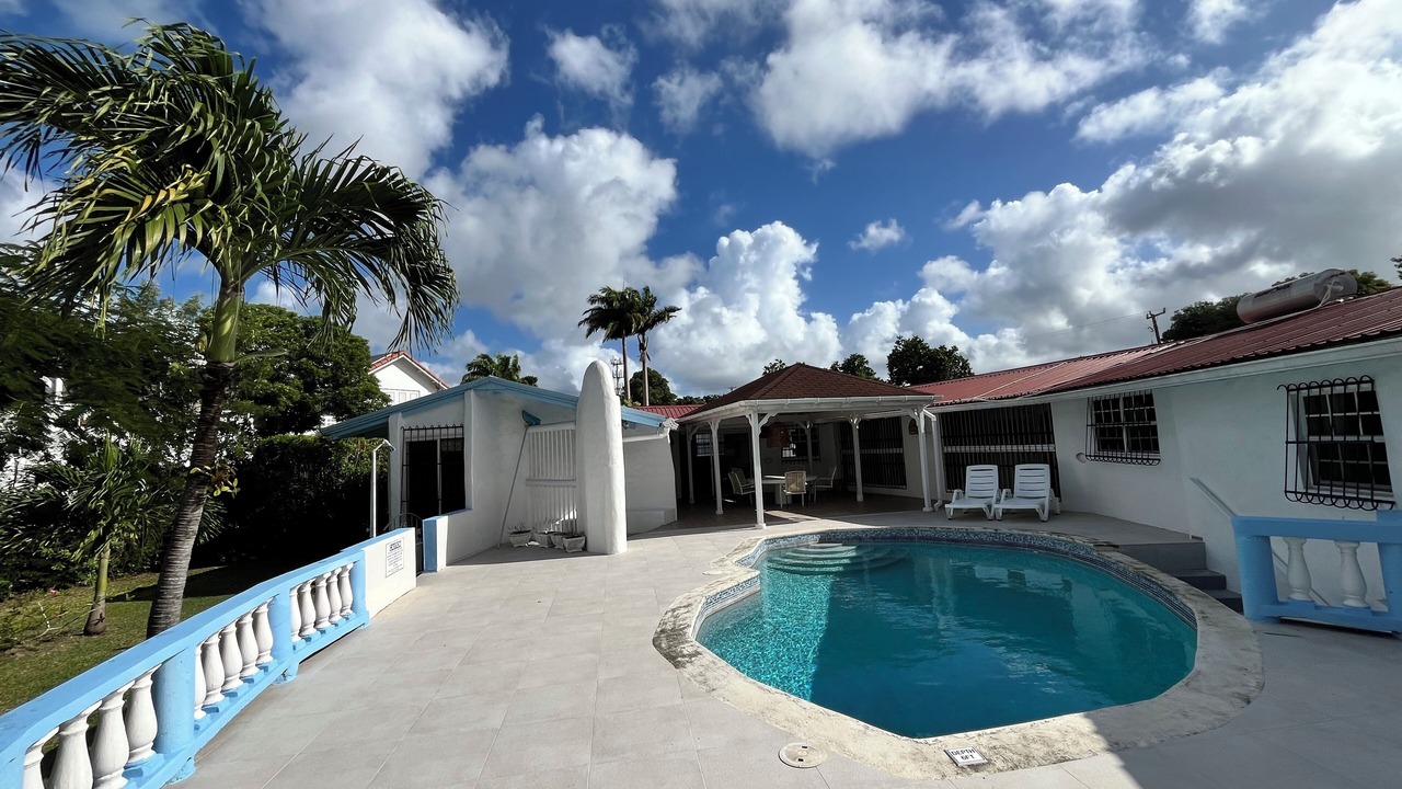 Photo of Outdoor in Halcyon Heights