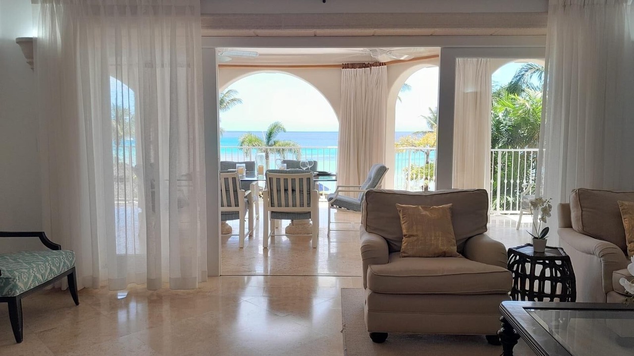 Photo of Livingroom in Little Battaleys