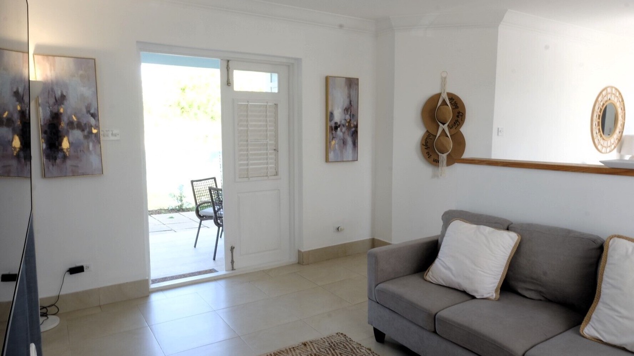 Photo of Livingroom in Enterprise