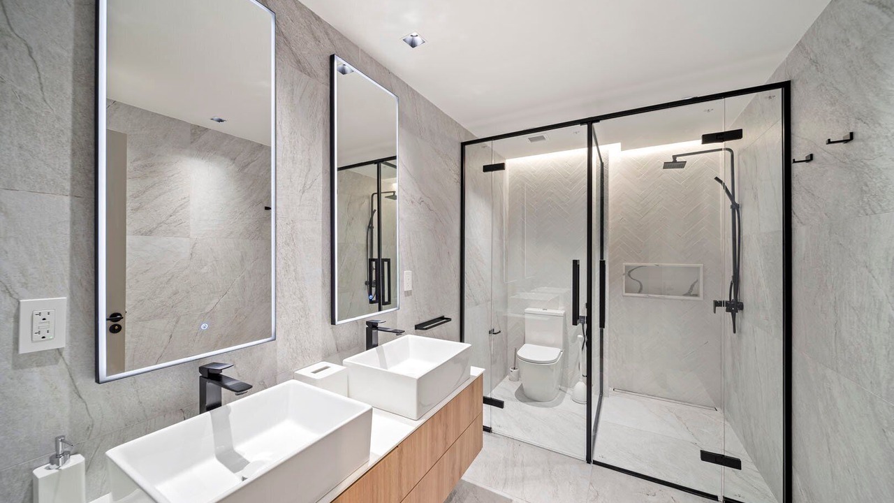 Photo of Bathroom in Black Rock