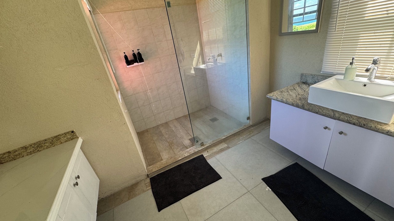 Photo of Bathroom in Flatfield