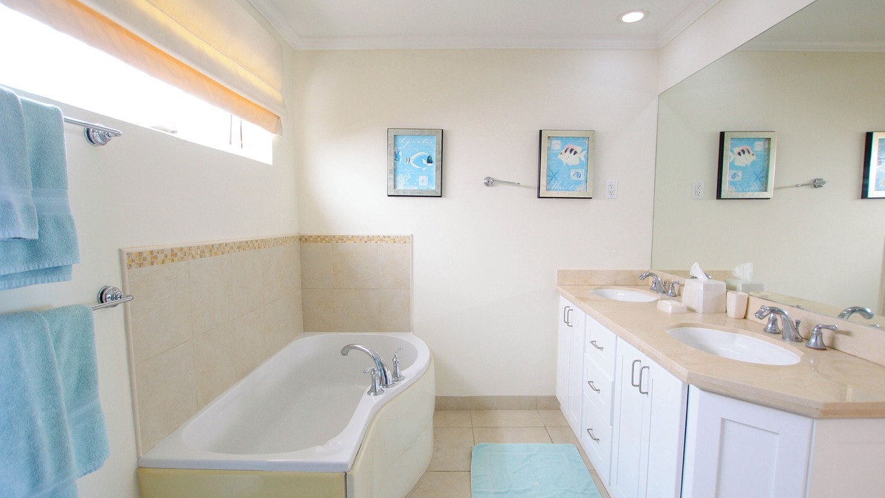 Photo of Bathroom in Saint Matthias