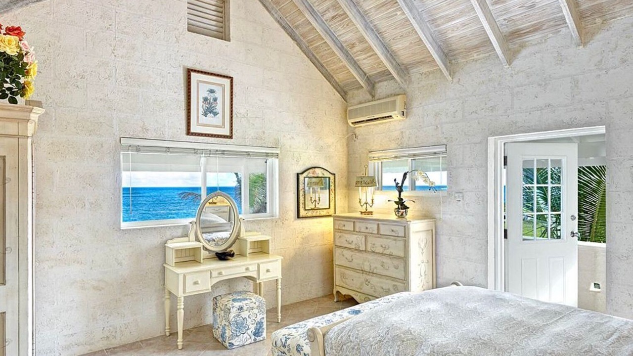 Photo of Bedroom in Long Bay