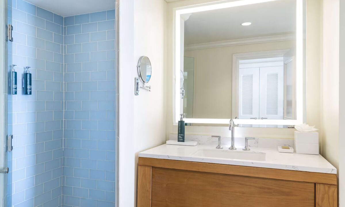 Photo of Bathroom in Garrison Historic Area