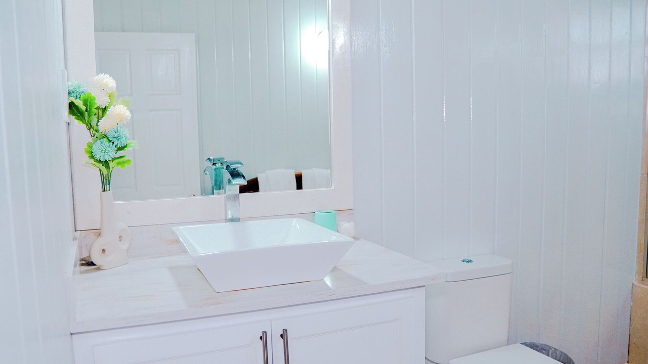 Photo of Bathroom in Inch Marlowe
