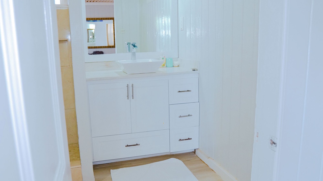 Photo of Bathroom in Inch Marlowe