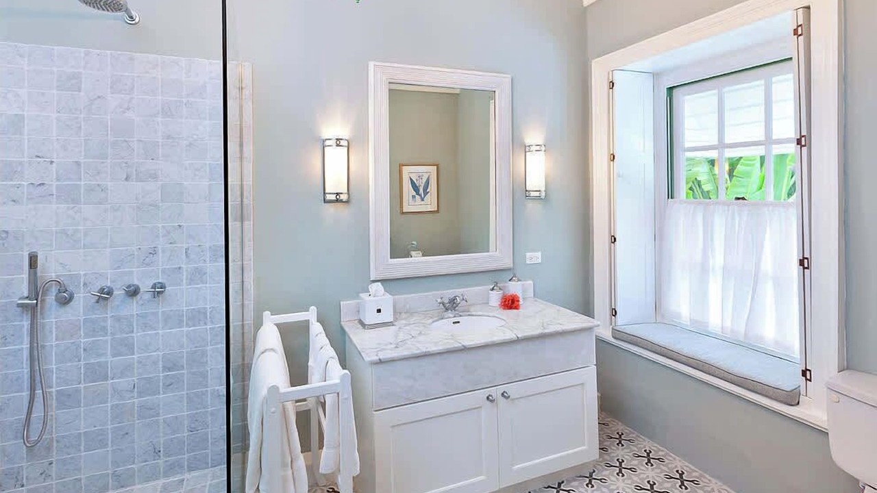 Photo of Bathroom in Little Battaleys