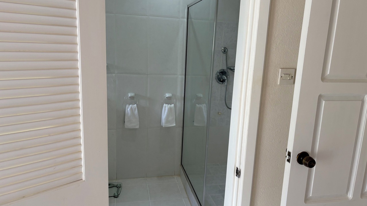 Photo of Bathroom in Folkestone