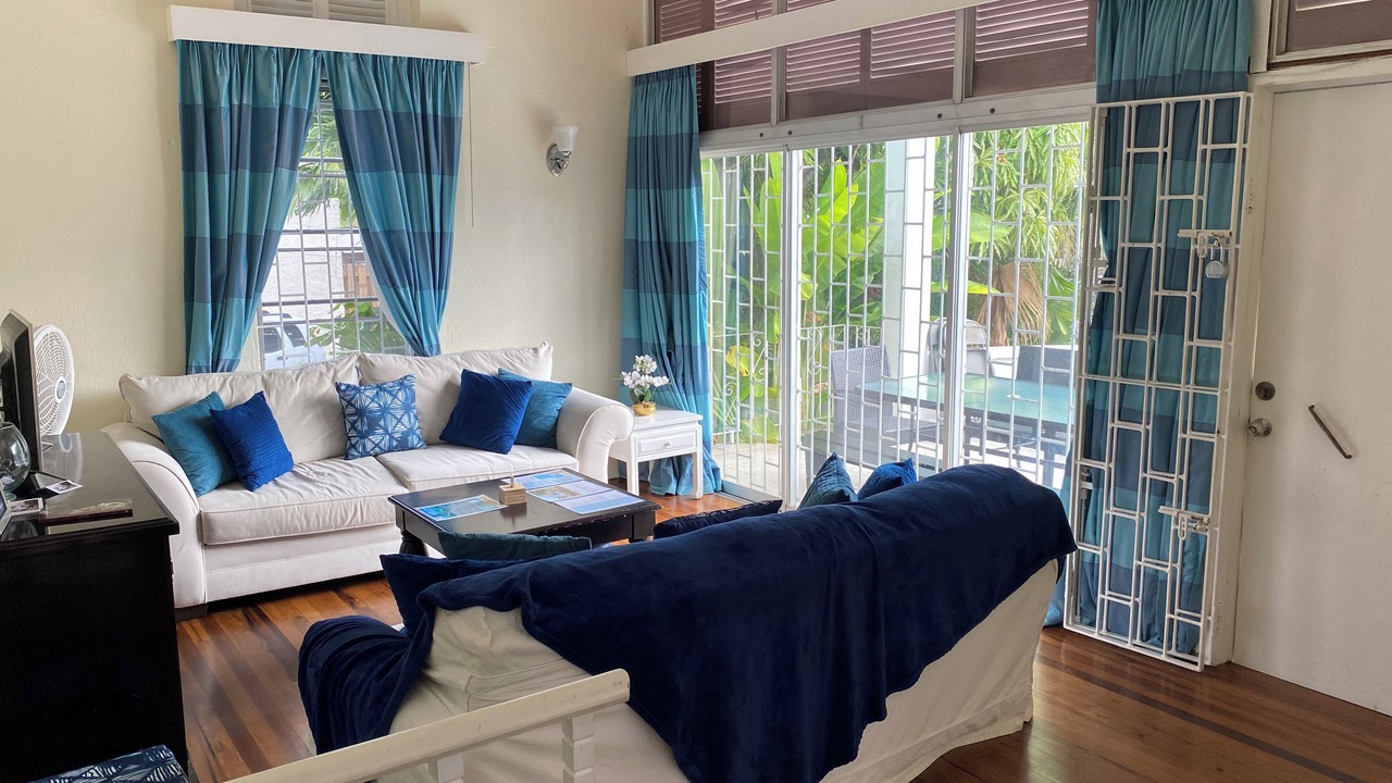Photo of Livingroom in Worthing