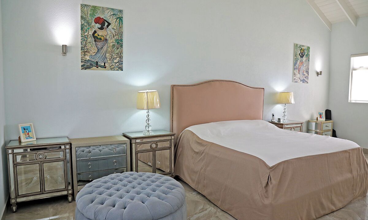 Photo of Bedroom in Oistins