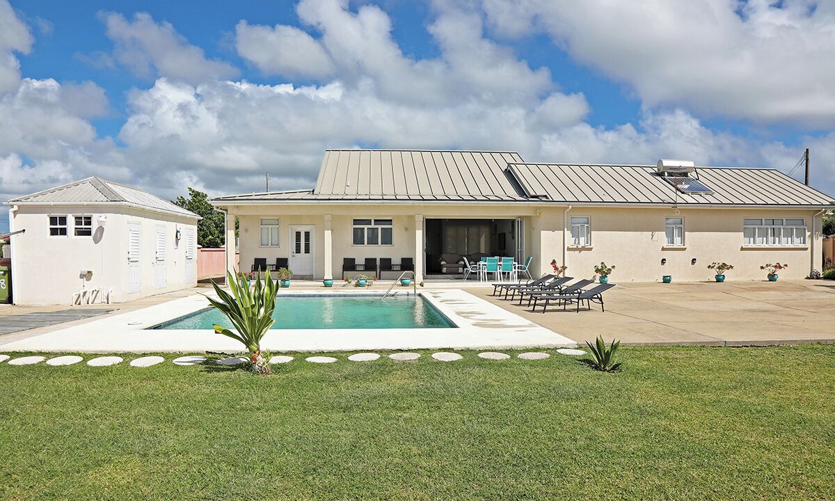Photo of Outdoor in Oistins
