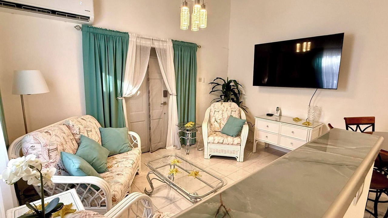 Photo of Livingroom in Heywoods Park
