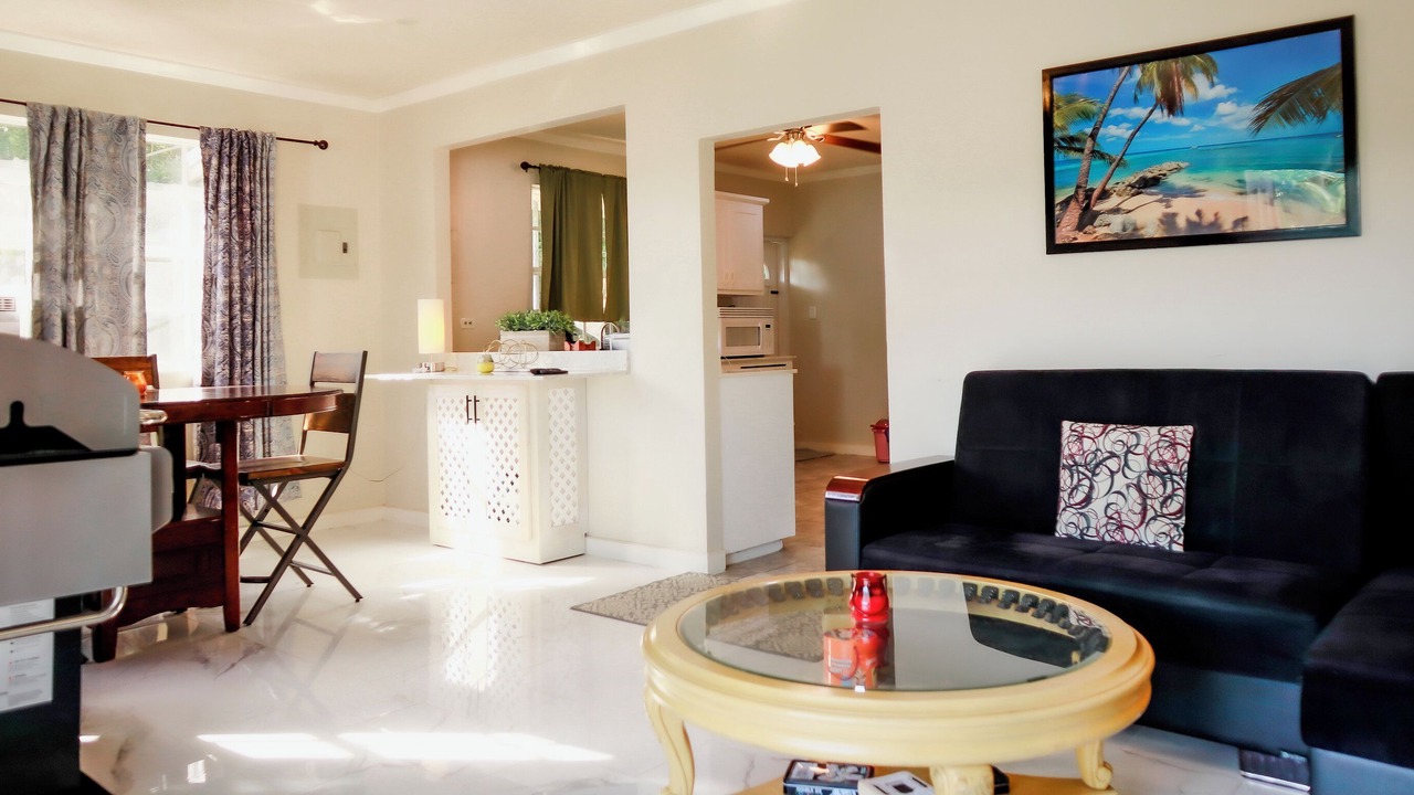 Photo of Livingroom in Weston