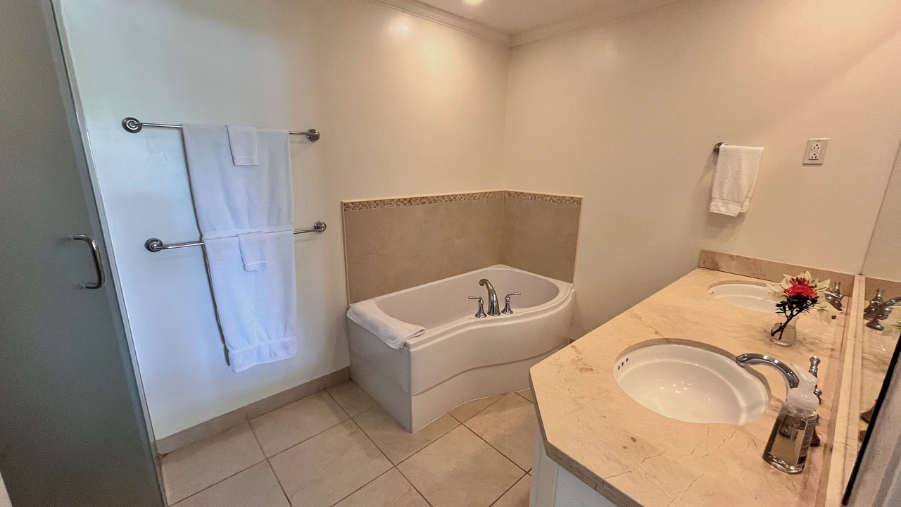 Photo of Bathroom in Saint Matthias
