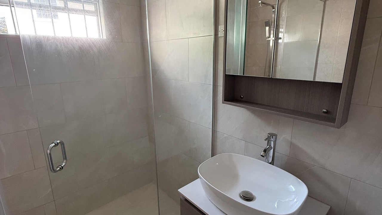 Photo of Bathroom in Maxwell