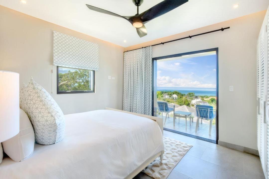 Photo of Bedroom in Paynes Bay