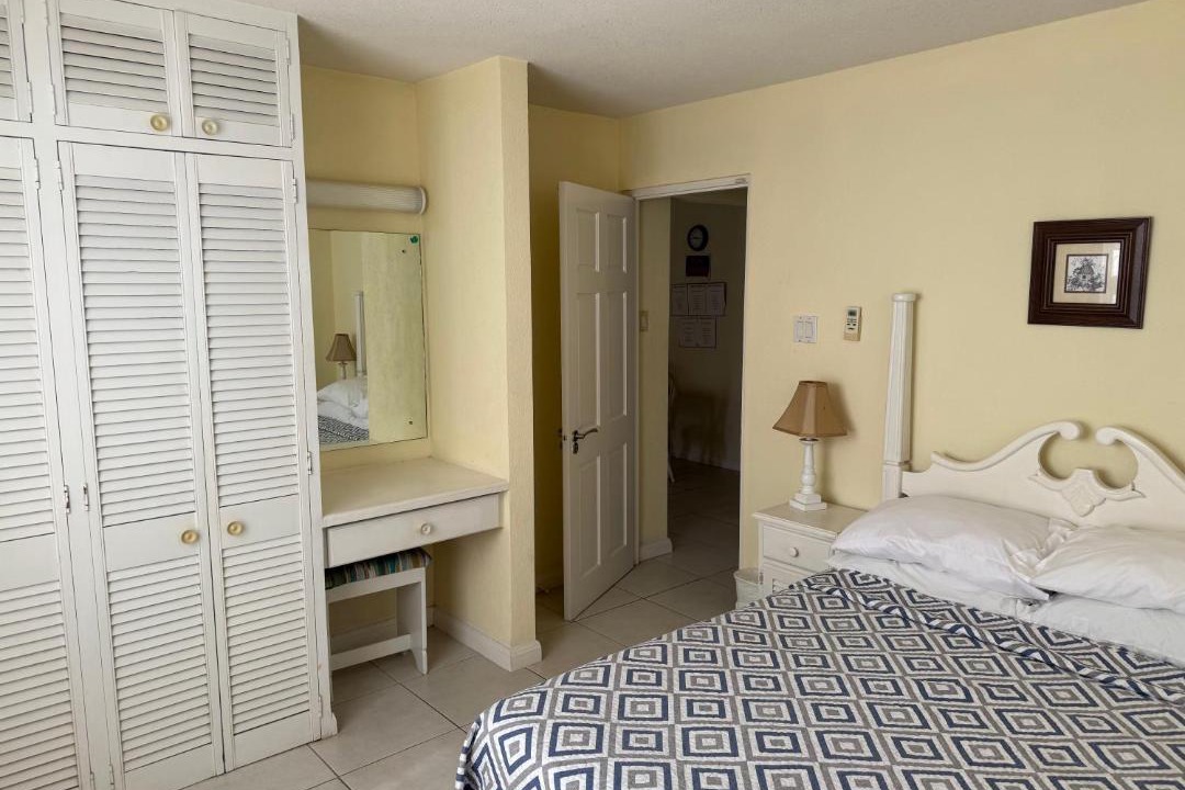Photo of Bedroom in Oistins