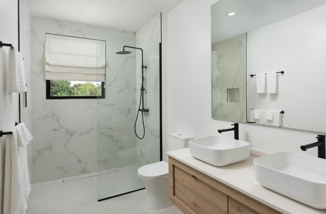 Photo of Bathroom in Lower Carlton