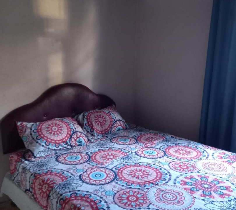 Photo of Bedroom in Oistins