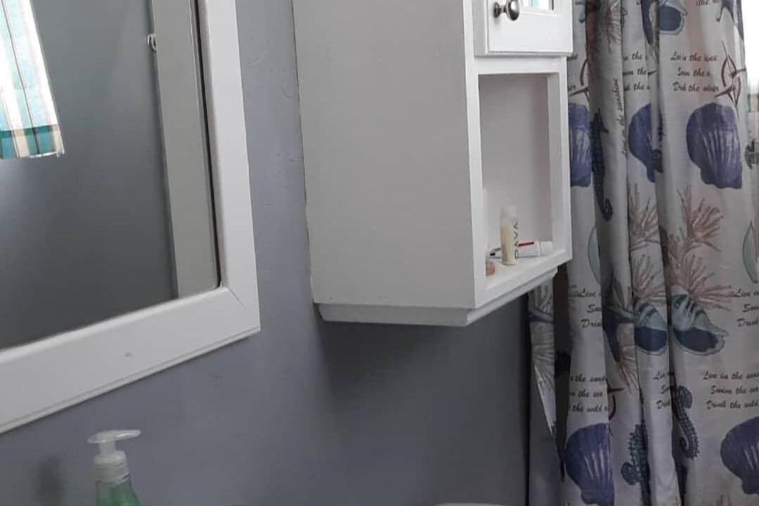 Photo of Bathroom in Union Hall