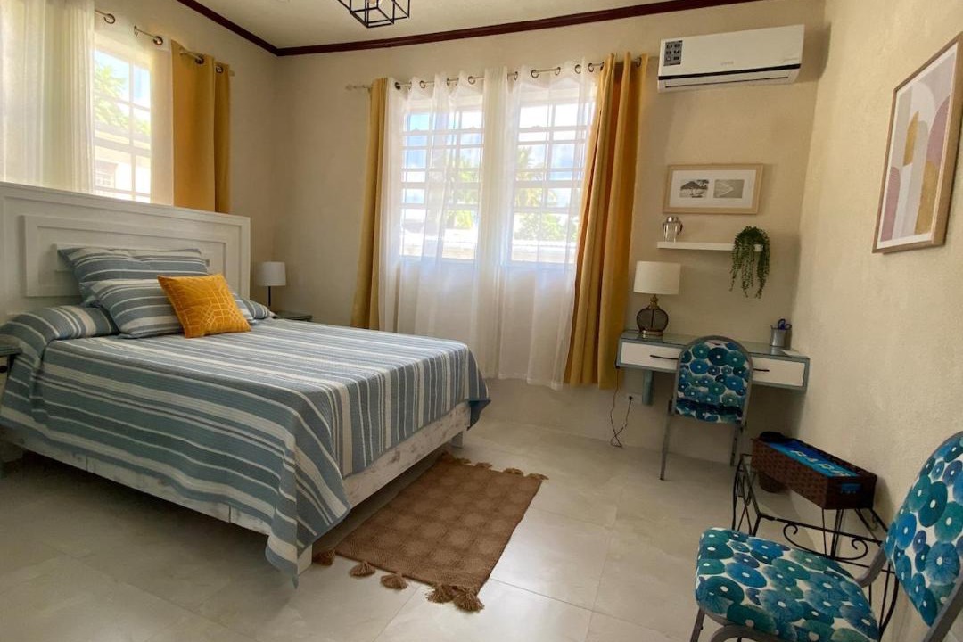 Photo of Bedroom in Navy Gardens