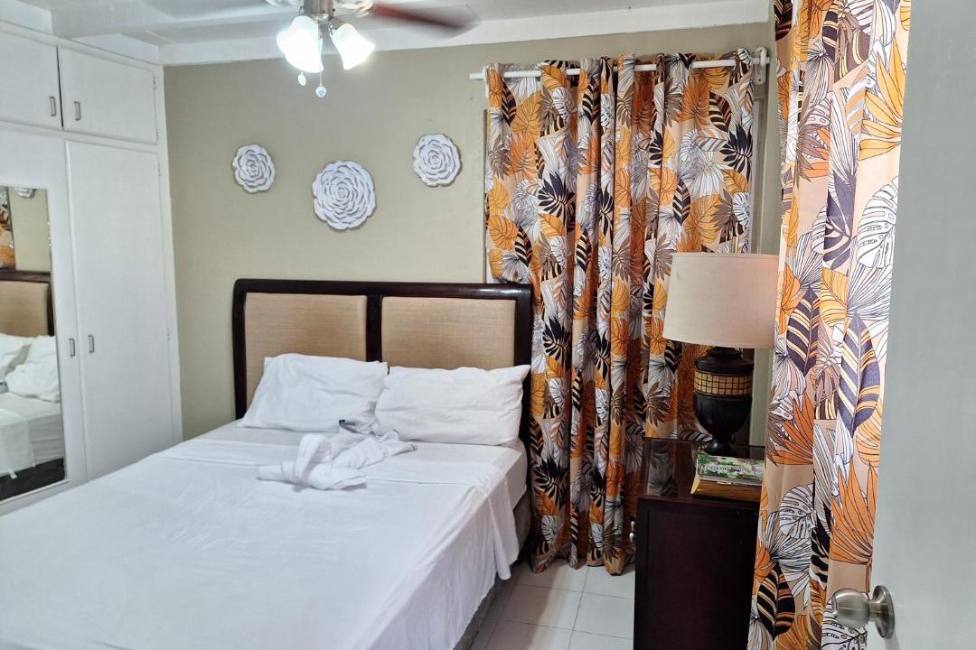 Photo of Bedroom in Brittons Hill