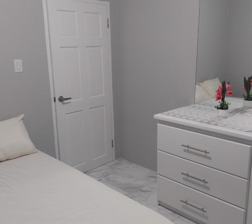 Photo of Bedroom in Oistins