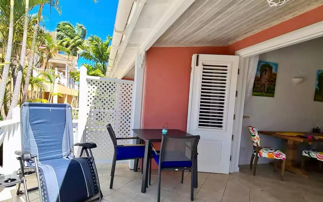 Photo of Patio Balcony in Little Battaleys