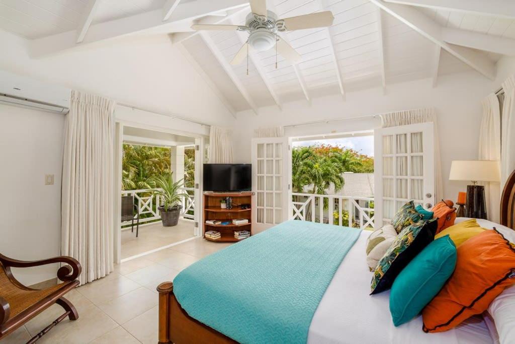 Photo of Others in Sandy Lane