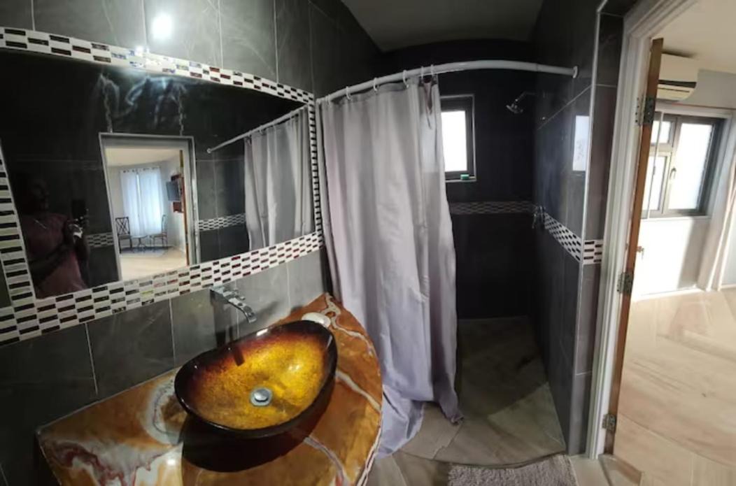 Photo of Bathroom in Oistins
