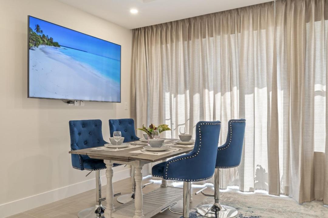 Photo of Livingroom in Little Battaleys