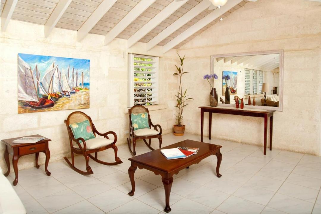 Photo of Livingroom in Gibbs Bay