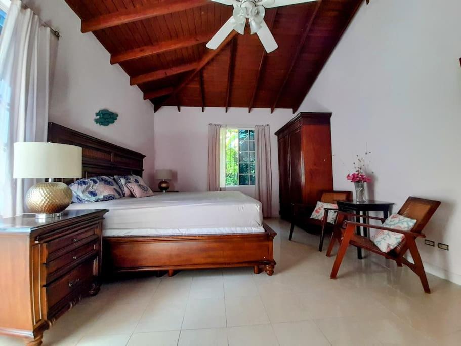 Photo of Bedroom in Maxwell