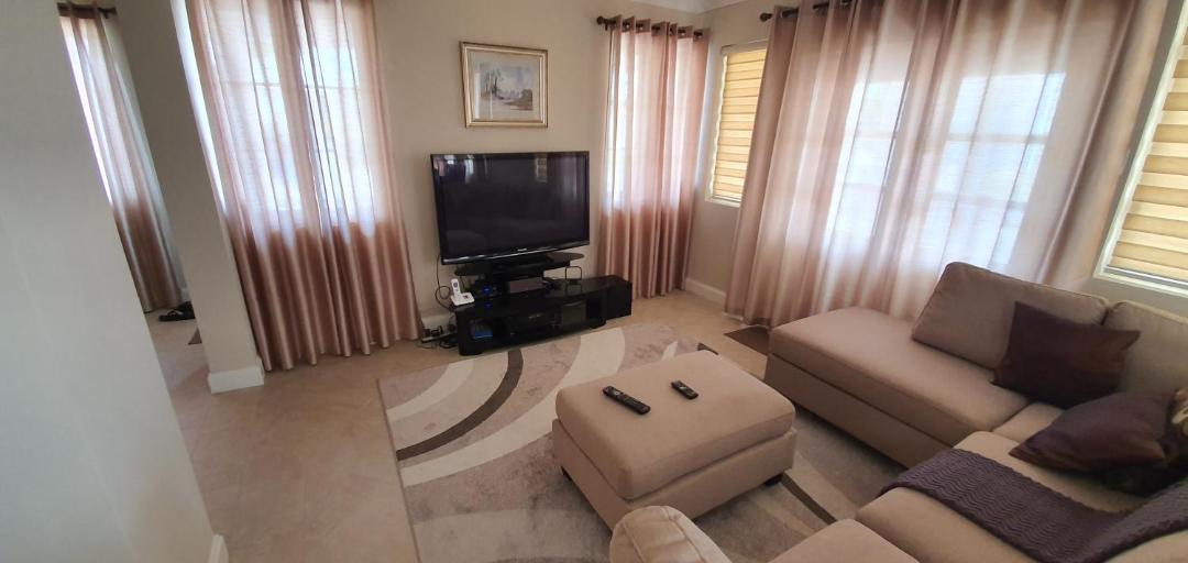 Photo of Livingroom in Hoytes