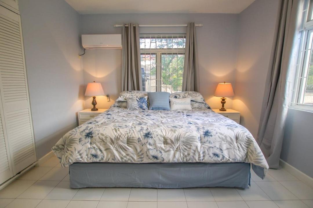Photo of Bedroom in Reeds Bay