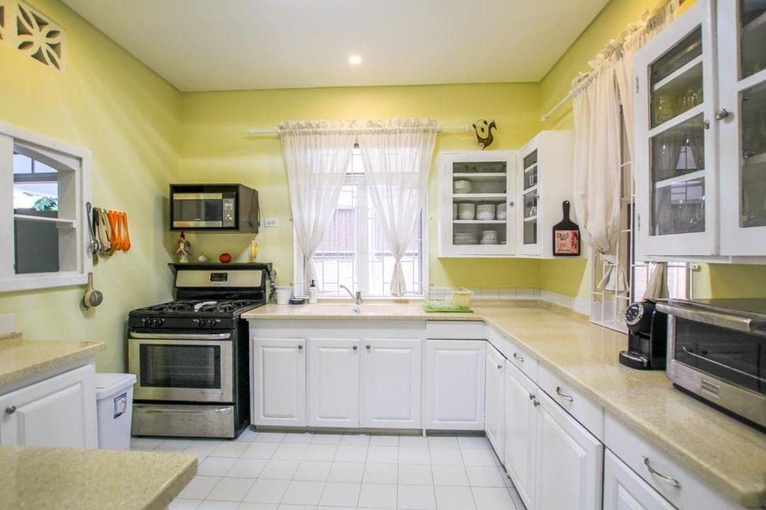 Photo of Kitchen in Reeds Bay