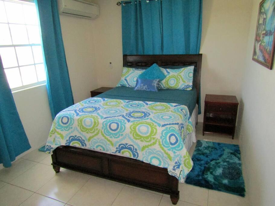 Photo of Bedroom in Maxwell