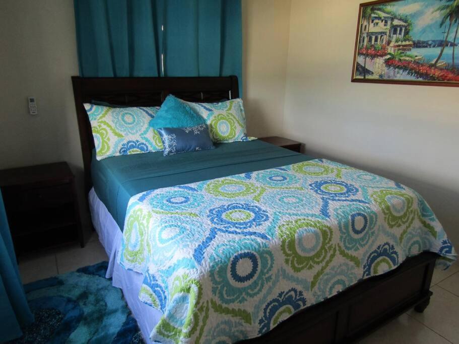 Photo of Bedroom in Maxwell