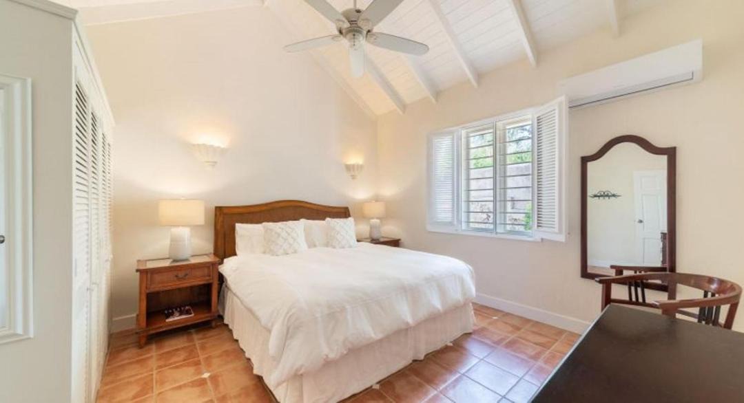 Photo of Bedroom in Mount Brevitor