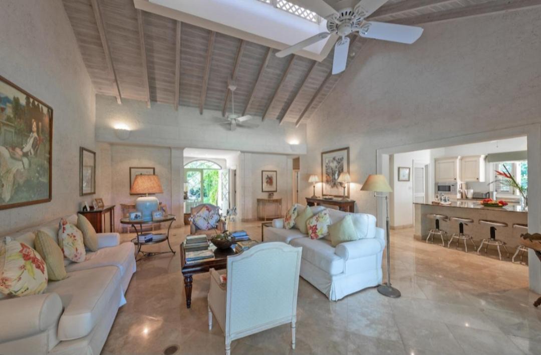 Photo of Livingroom in Sion Hill