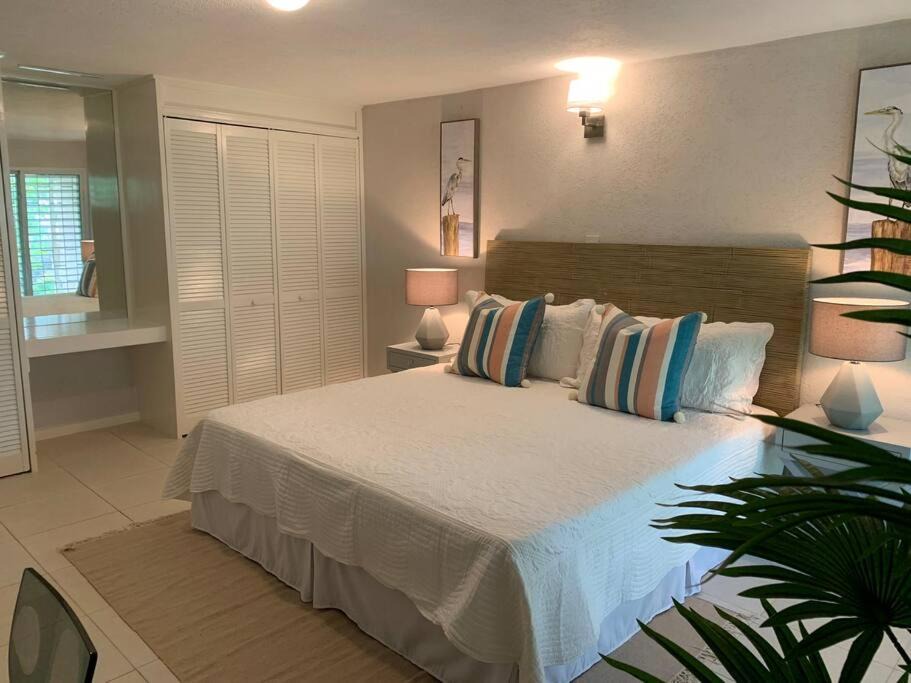 Photo of Bedroom in Bayville