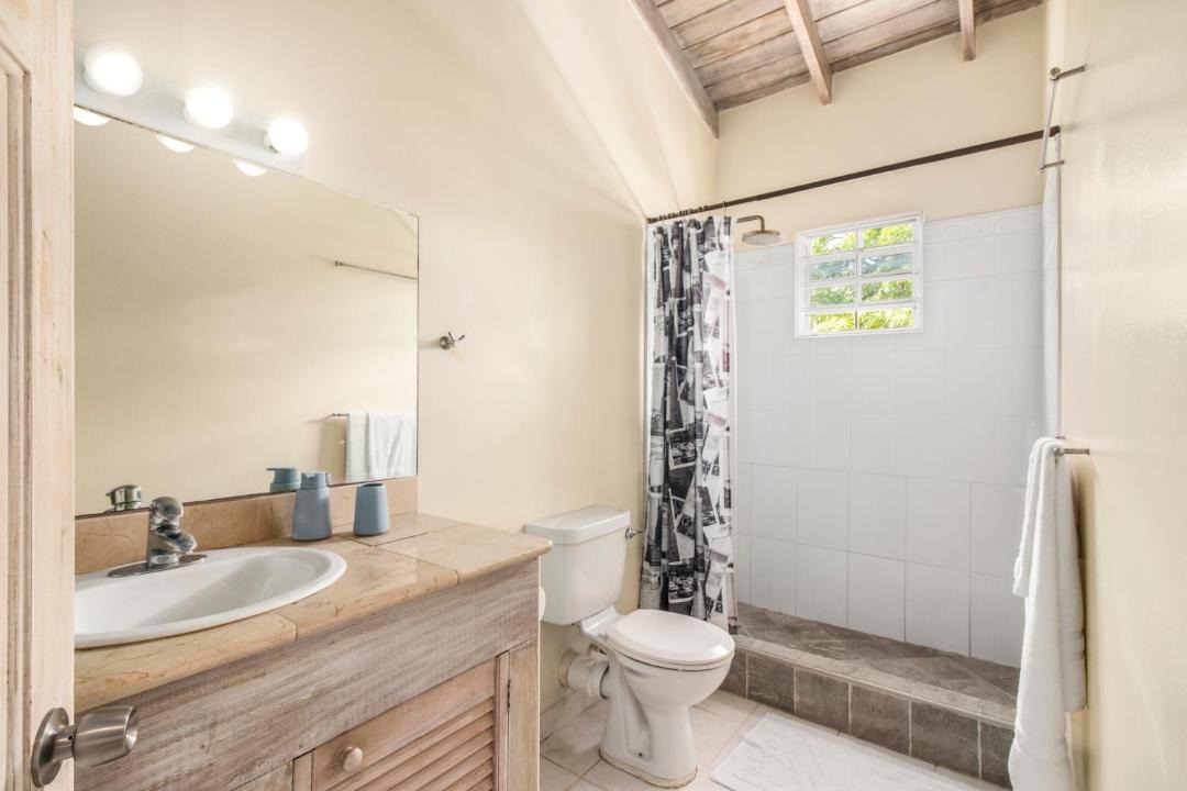 Photo of Bathroom in Blue Waters