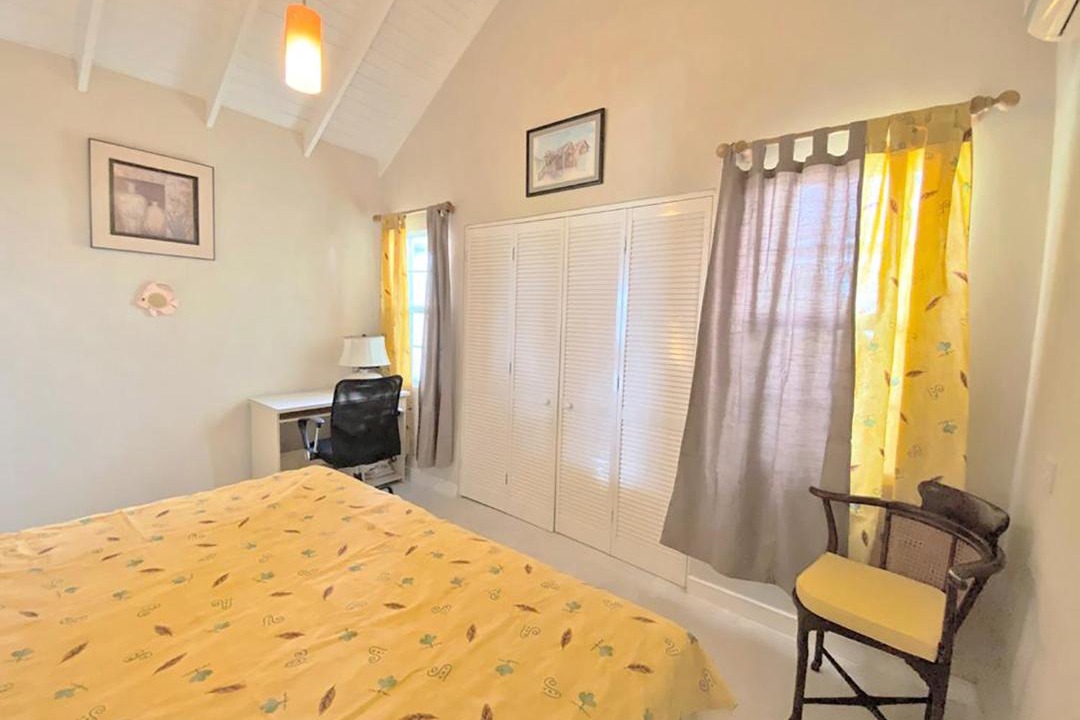 Photo of Bedroom in Apple Hall