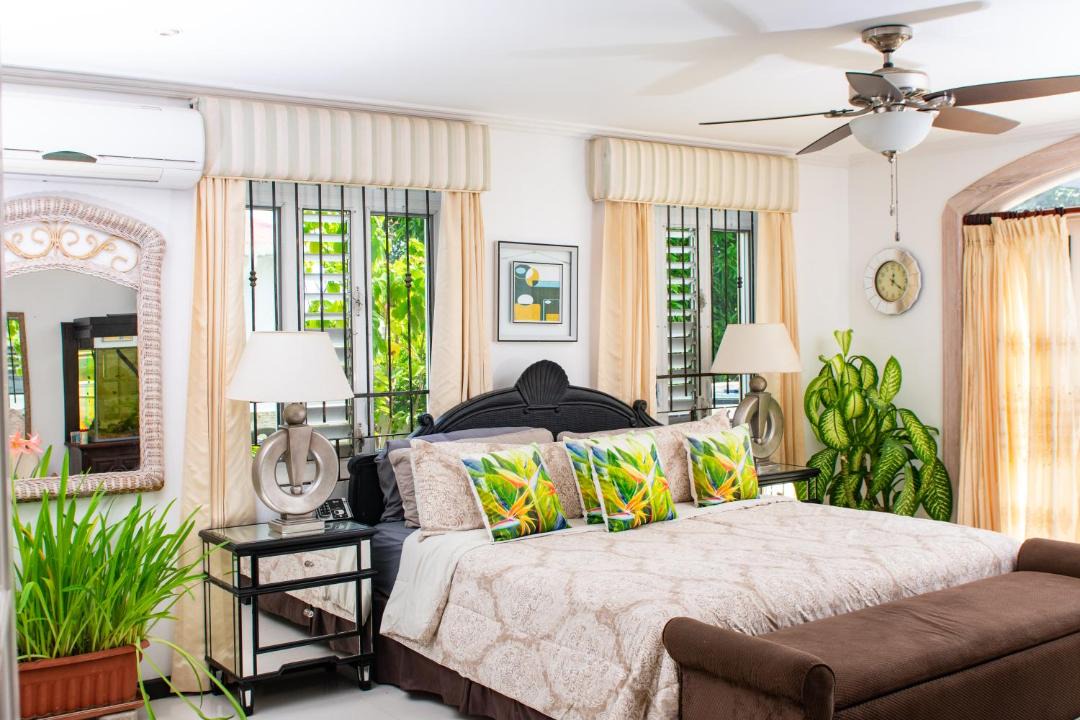 Photo of Livingroom in Warners