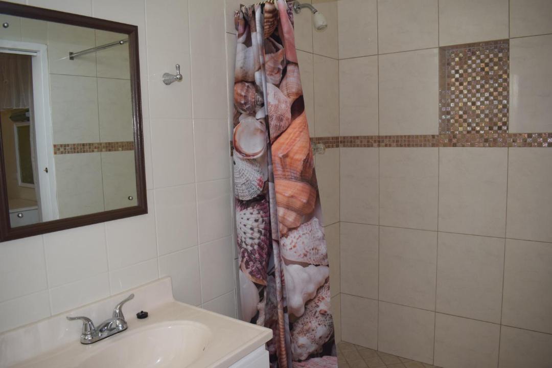 Photo of Bathroom in Sunset Crest