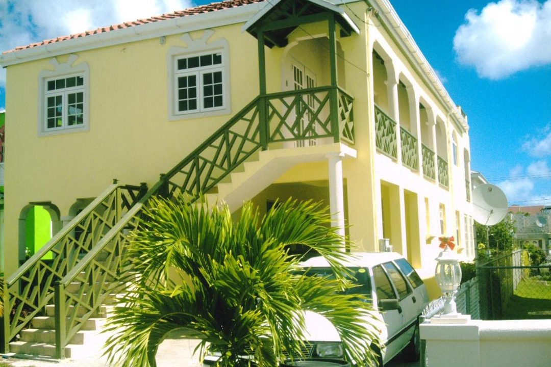 Photo of Buildings in Oistins