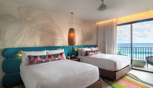 Standard Room, 2 Queen Beds, Pool View