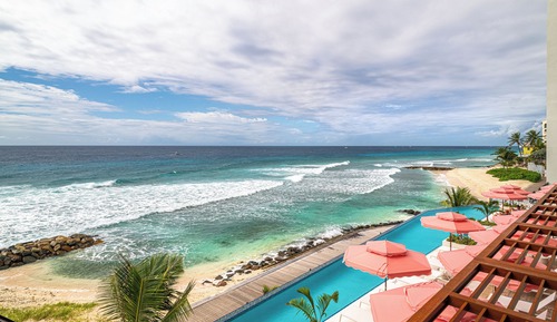 Premium Room, 1 King Bed, Pool View (Corner)