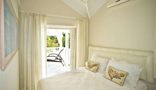 Condo, 3 Bedrooms, Balcony, Garden View